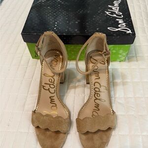 Sam Edelman Scalloped Tan Suede Heels